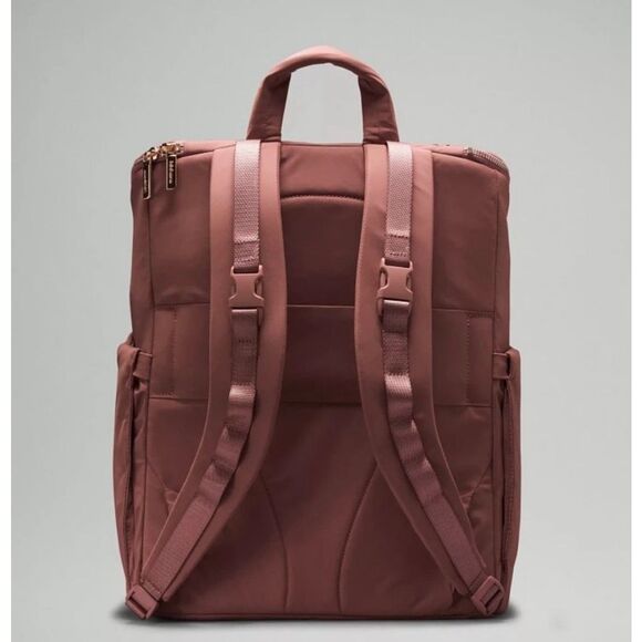 NWT Lululemon New Parent Backpack 17L Spiced Chai & Rose Gold - Picture 4 of 14